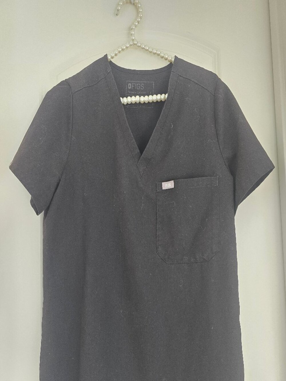 Black Figs Catarina 1 Pocket Scrub Top Size Small
